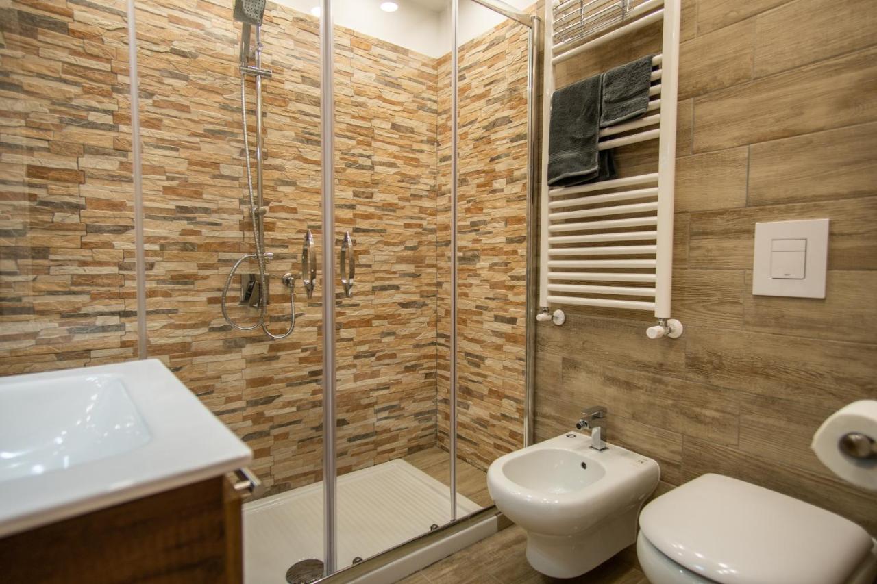 Ilioneo Apartments เนเปิลส์ ภายนอก รูปภาพ