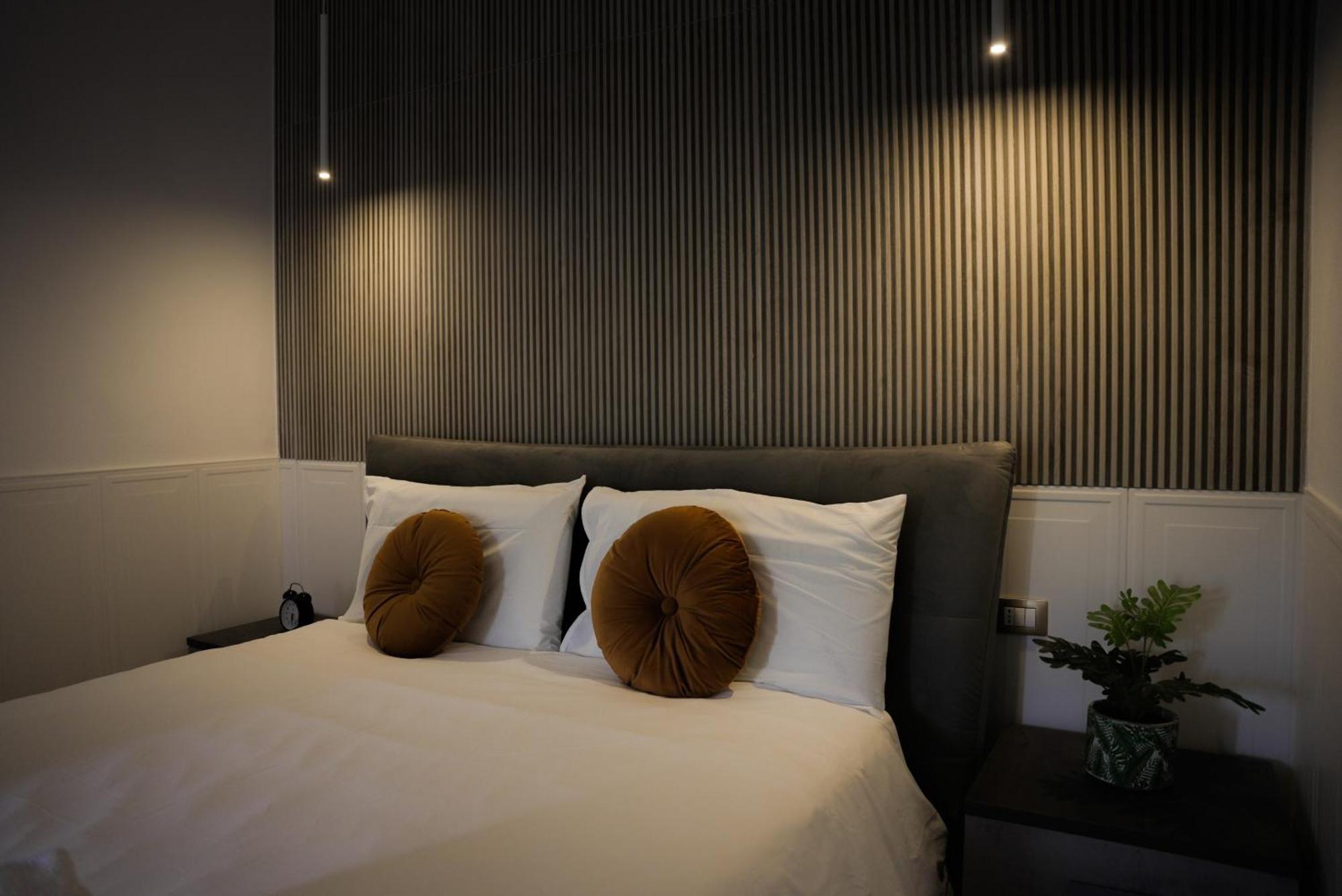 Ilioneo Apartments เนเปิลส์ ภายนอก รูปภาพ